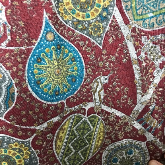 Korean Maroon Top With Paisley Asymmetrical Design - Picture 6 of 6